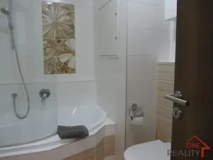 Pronájem bytu 2+kk, Zlín, Zelinova, 52 m2