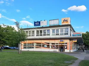 Pronájem bytu 2+1, Praha - Břevnov, Šantrochova, 54 m2