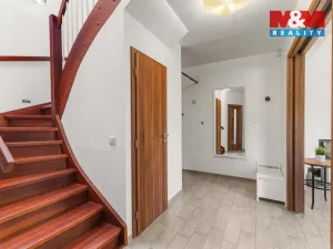 Prodej rodinného domu, Kladno - Švermov, Nad Oleškou, 152 m2