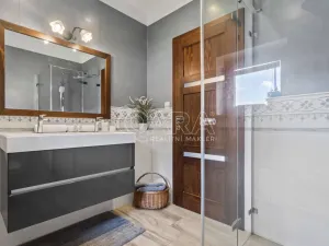 Prodej rodinného domu, Kosoř, Samota, 241 m2