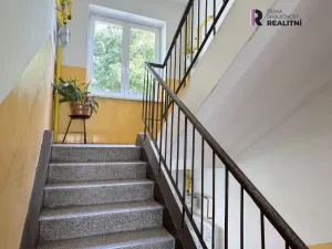 Prodej bytu 2+1, Karlovy Vary - Dvory, K. Kučery, 54 m2