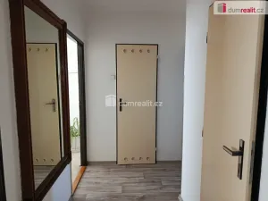 Pronájem bytu 3+1, Praha - Horní Počernice, Komárovská, 68 m2