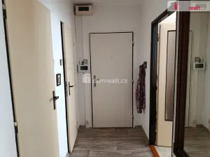 Pronájem bytu 3+1, Praha - Horní Počernice, Komárovská, 68 m2
