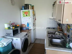 Pronájem bytu 2+kk, Praha - Střížkov, Žandovská, 40 m2