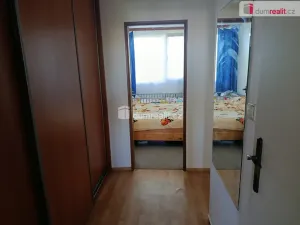 Pronájem bytu 2+kk, Praha - Střížkov, Žandovská, 40 m2