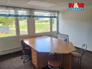 Pronájem obchodního prostoru, Jihlava, Kosovská, 336 m2
