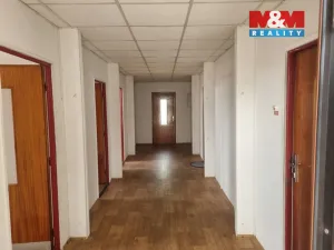 Pronájem obchodního prostoru, Jihlava, Kosovská, 336 m2