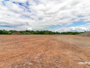 Prodej komerčního pozemku, Poběžovice, 33341 m2