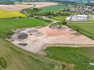 Prodej komerčního pozemku, Poběžovice, 33341 m2