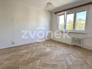 Pronájem bytu 2+1, Zlín, Milíčova, 60 m2