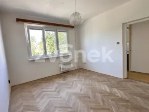 Pronájem bytu 2+1, Zlín, Milíčova, 60 m2