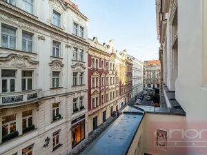 Pronájem bytu 4+1, Praha - Staré Město, Pařížská, 151 m2