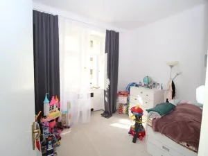 Pronájem bytu 2+kk, Praha - Vinohrady, Pod Zvonařkou, 50 m2