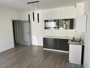 Pronájem bytu 2+kk, Frýdek-Místek, Nové Dvory-Podhůří, 48 m2