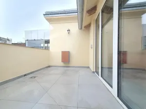 Pronájem bytu 3+kk, Praha - Nusle, náměstí Bratří Synků, 76 m2
