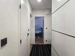 Pronájem bytu 1+1, Praha - Vokovice, Evropská, 35 m2