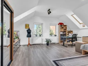 Prodej rodinného domu, Šestajovice, 255 m2