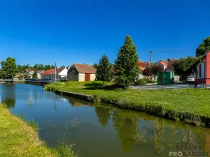 Prodej zahrady, Žerůtky, 770 m2