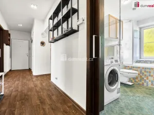 Prodej bytu 4+1, Karlovy Vary, Sládkova, 94 m2