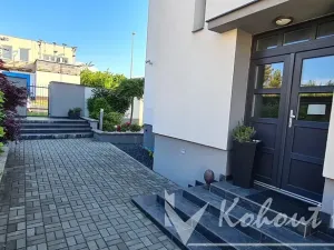 Pronájem bytu 2+kk, Praha - Strašnice, Nedvězská, 53 m2