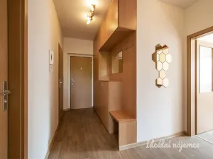 Pronájem bytu 3+kk, Praha - Uhříněves, V kuťatech, 62 m2