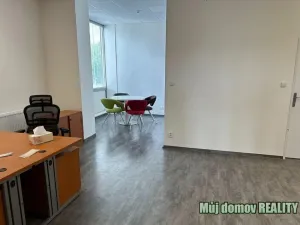 Pronájem obchodního prostoru, Praha - Libuš, Dobronická, 79 m2
