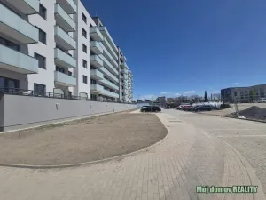 Pronájem bytu 2+kk, Praha - Hostivař, U továren, 31 m2