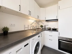 Prodej bytu 2+kk, Praha, K rovinám, 46 m2