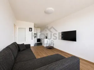 Prodej bytu 2+kk, Praha, K rovinám, 46 m2