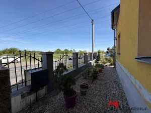 Prodej rodinného domu, Kostelec nad Labem, Kostelecká, 350 m2