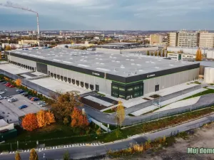 Pronájem výrobních prostor, Praha - Hostivař, K pérovně, 10200 m2