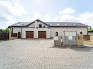 Prodej rodinného domu, Popovičky, Pod Skalkou, 185 m2