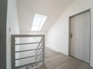 Prodej rodinného domu, Popovičky, Pod Skalkou, 185 m2