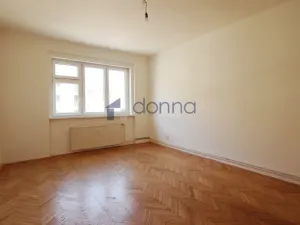 Pronájem bytu 2+kk, Praha, Podbabská, 47 m2
