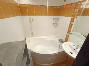 Pronájem bytu 3+1, Jirkov, Krušnohorská, 66 m2