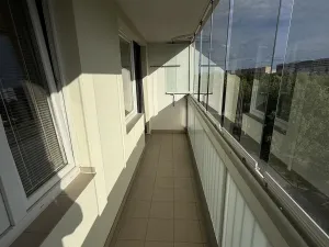 Pronájem bytu 2+kk, Praha - Střížkov, Jablonecká, 42 m2