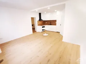 Pronájem bytu 2+kk, Jihlava, Čajkovského, 67 m2