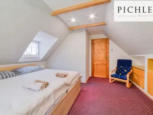 Prodej rodinného domu, Stříbrná, 341 m2