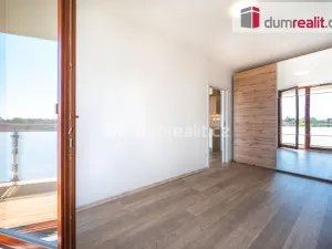 Pronájem bytu 2+kk, Sezimovo Ústí, náměstí Tomáše Bati, 52 m2