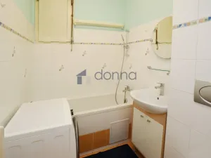 Pronájem bytu 1+kk, Praha, Konviktská, 30 m2