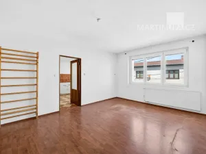 Prodej vícegeneračního domu, Kamenný Přívoz - Hostěradice, 326 m2