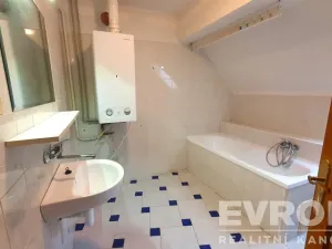 Pronájem bytu 2+kk, Pardubice - Trnová, Jiřího Potůčka, 65 m2