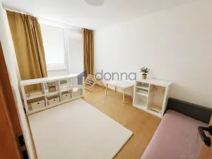 Pronájem bytu 3+kk, Praha, Vodnická, 84 m2