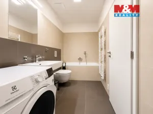 Pronájem bytu 2+kk, Oslavany, náměstí 13. prosince, 50 m2
