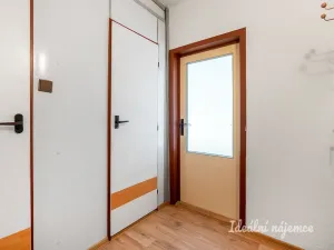 Pronájem bytu 1+1, Praha - Chodov, Kunínova, 28 m2