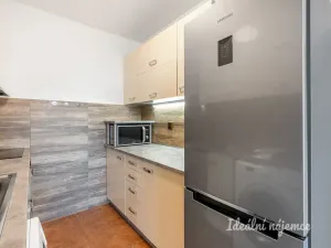 Pronájem bytu 2+kk, Praha - Řepy, Jiránkova, 45 m2