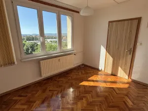 Prodej bytu 4+1, Sokolov, Alšova, 82 m2