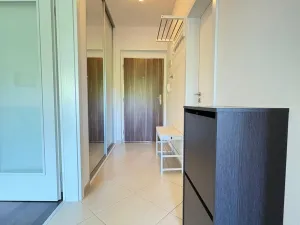 Pronájem bytu 2+kk, Praha, Modenská, 60 m2