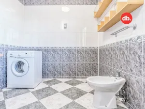 Prodej rodinného domu, Karlovy Vary, Krokova, 280 m2