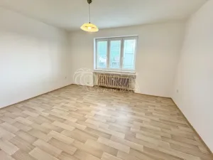 Prodej bytu 1+kk, Benešov, Žižkova, 29 m2